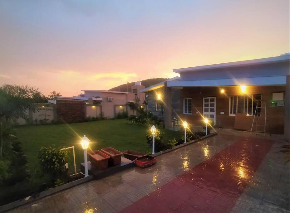 Nine Hill Villa - 2Bhk Private Villa With Pool Udaipur Exterior photo
