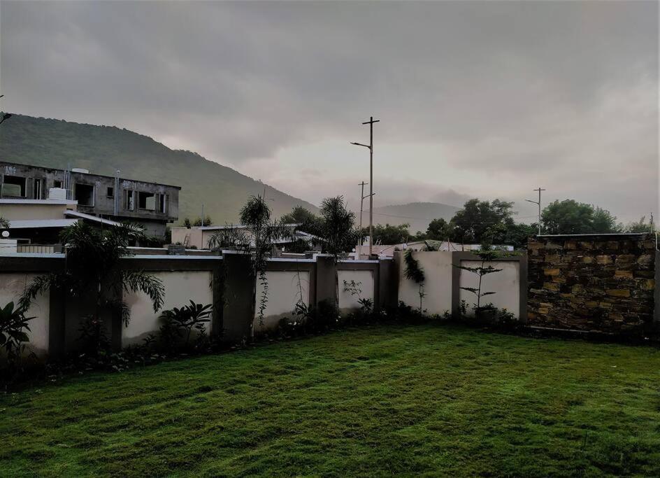 Nine Hill Villa - 2Bhk Private Villa With Pool Udaipur Exterior photo